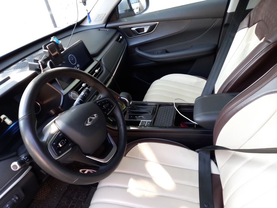 Такси межгород кроссовер и седан