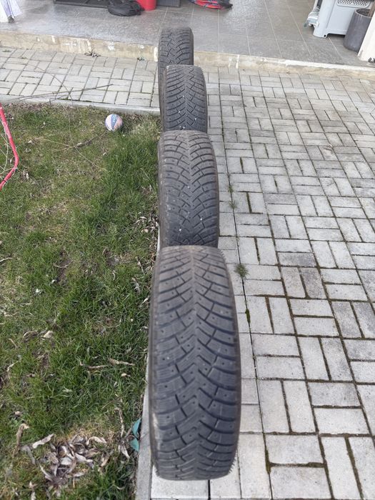 Jante Volkswagen + Cauciucuri iarna 215/65/16 5x112 ET33 Tiguan/Touran