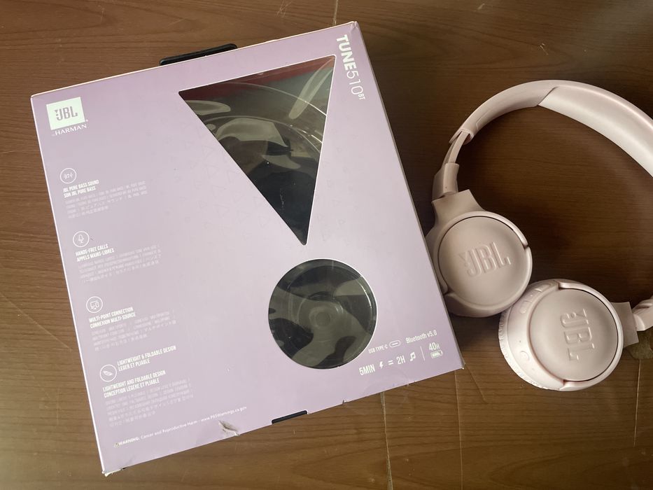Продаются наушники Jbl Tune 510bt оригинал