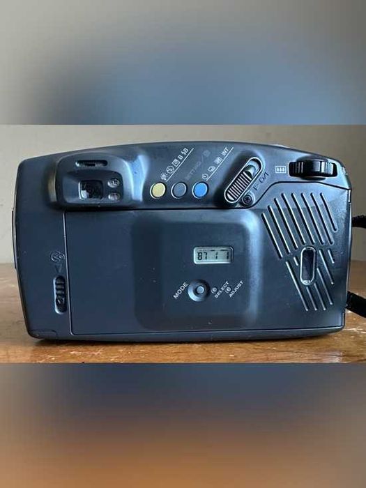 Фотоапарат Pentax Zoom 105-R за колекционери