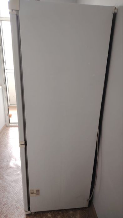 Холодильник LG двухкамерный