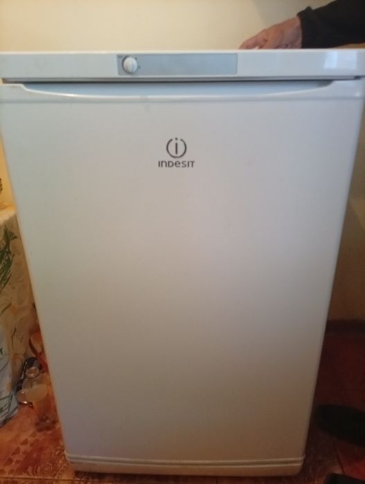 Морозильная камера Indesit