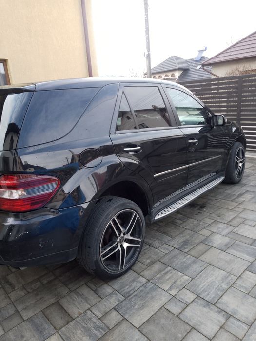 Vând Mercedes ML320cdi