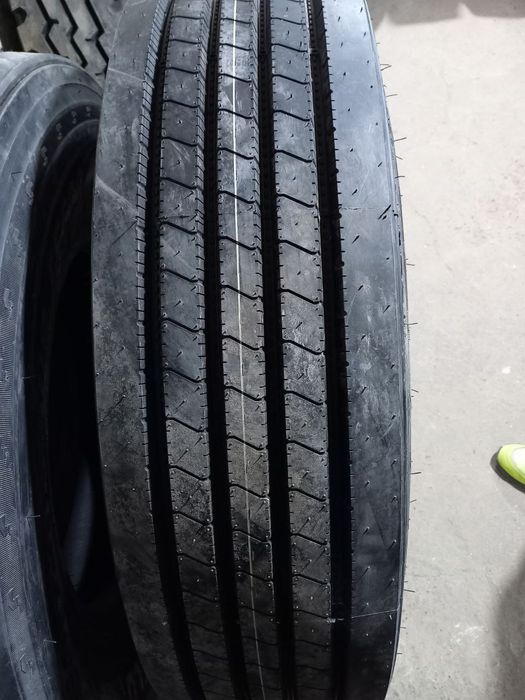 Автошина 10.00R20 для камаз зил
