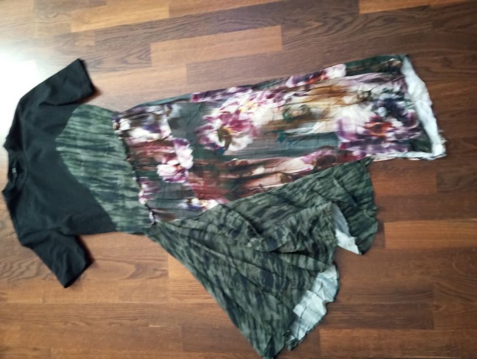 Desigual  рокля .