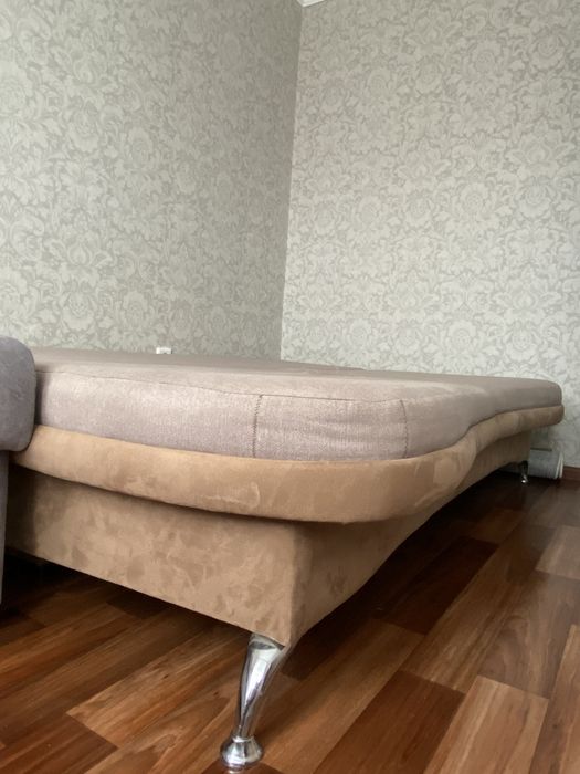 Тахта / диван размер 2000/1600