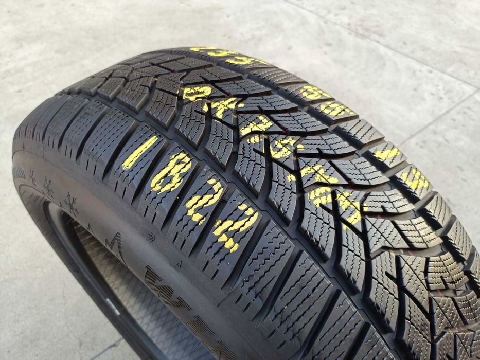 O anvelopa iarna 235 55 19 dunlop winter sport 5 profil de 7,5 mm