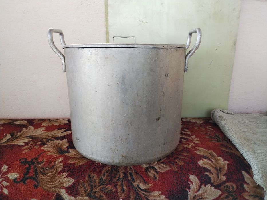 Продам кастрюлю аллюминиваю