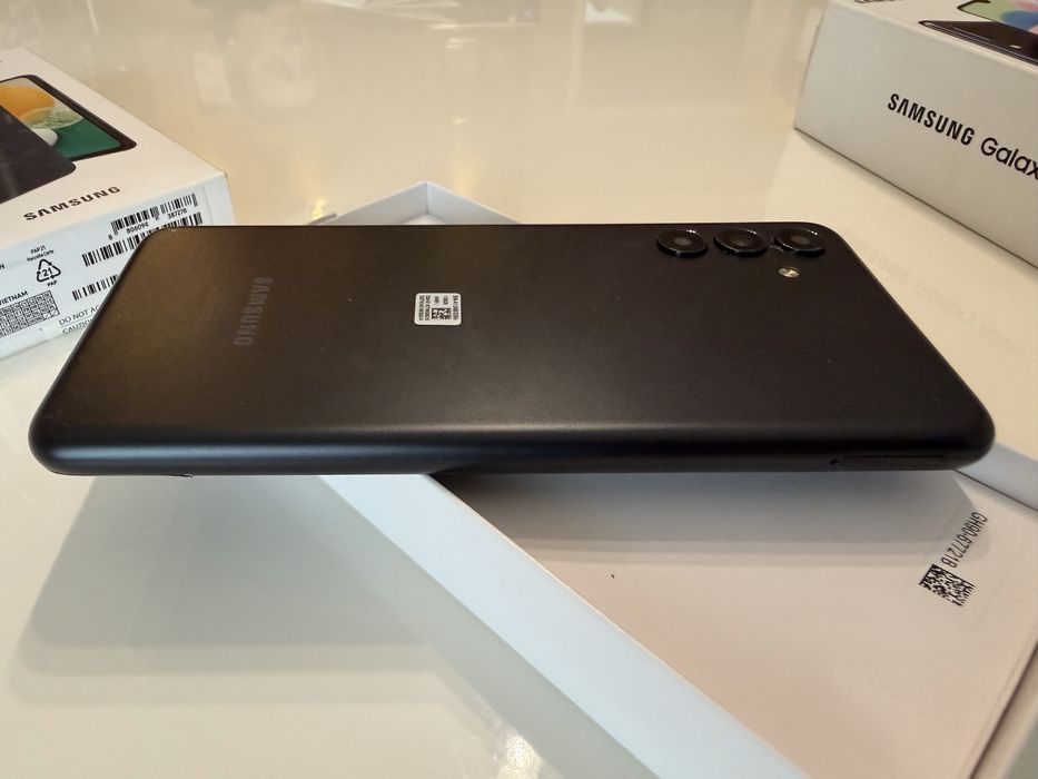 SAMSUNG A13 5G. 128gb