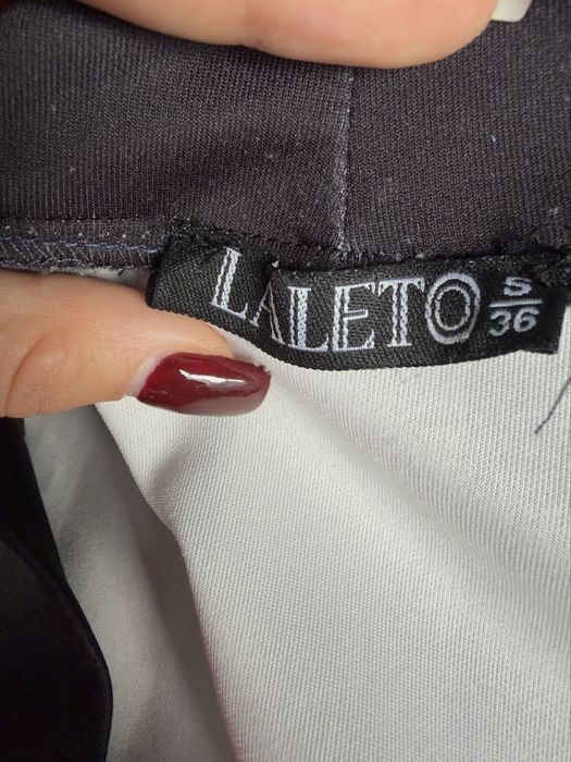 Черна рокля Laleto