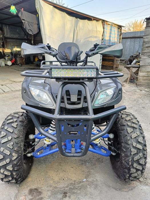 Продам квадрик состояние нового!