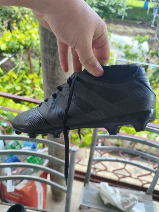 Бутонки Adidas размер 40