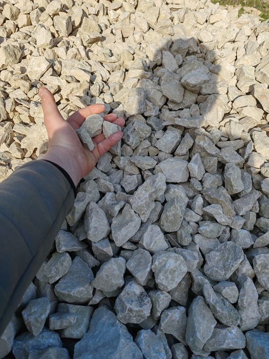 Piatra de calcar diferite dimensiuni, ornamentala sau pentu garduri