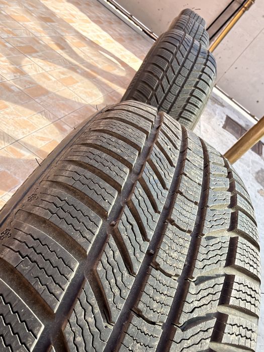 Continental 215/55/17 DOT 2024