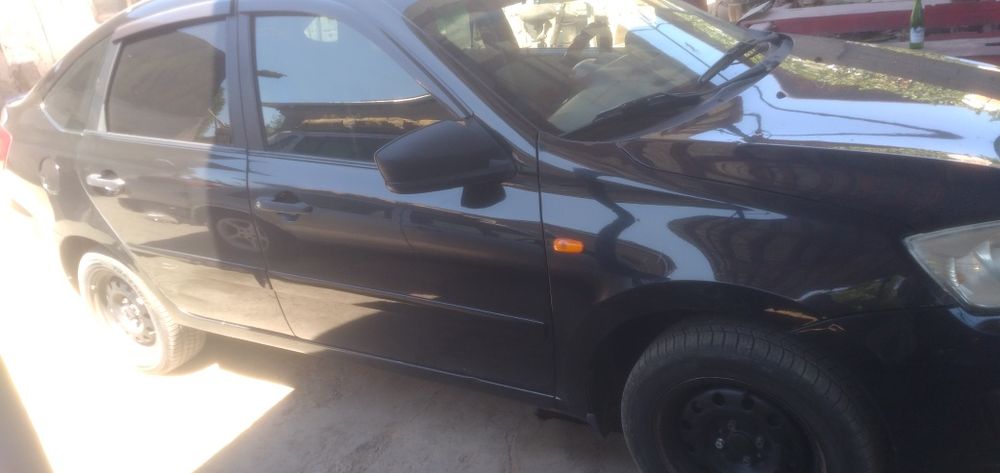 Продаю авто лада гранта 2015года состояние отличное