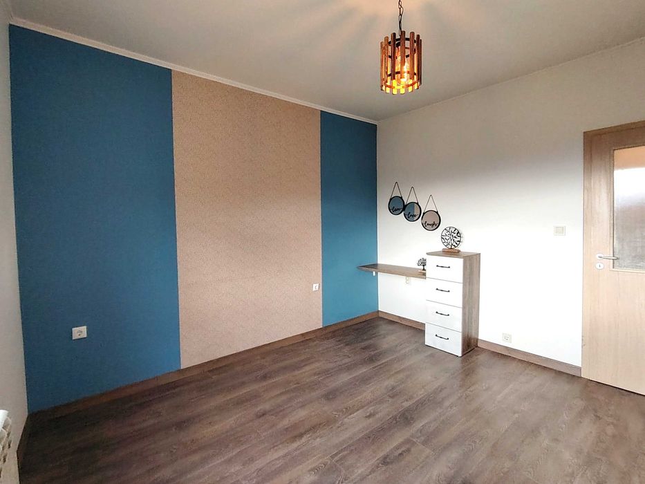 Масивна двуетажна къща в близост до Пловдив от собственик