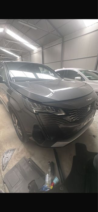 Dezmembrari Peugeot 3008 2.0 d cutie automata