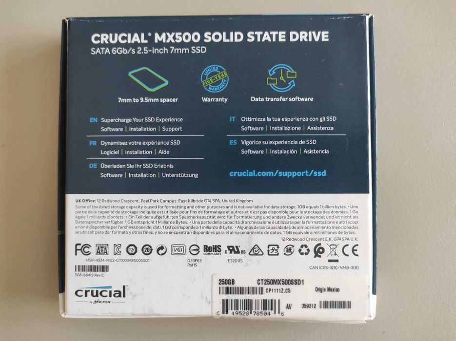 SSD - Crucial MX500 / 250 GB / 2.5 инча / SATA