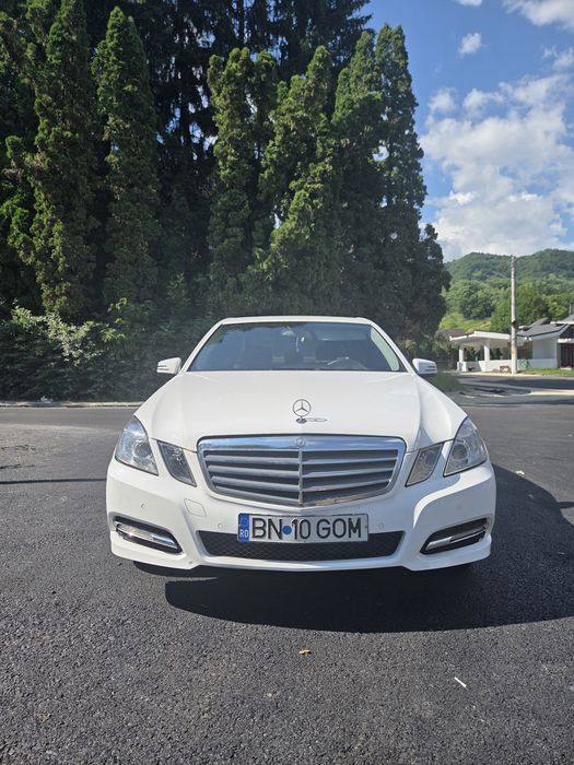 Mercedes benz e200