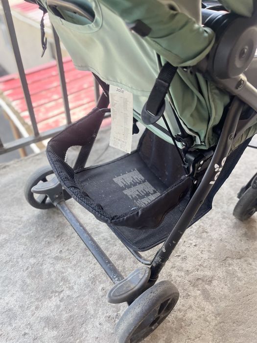 Коляска прогулочная Joie Muze Laurel, оливковый