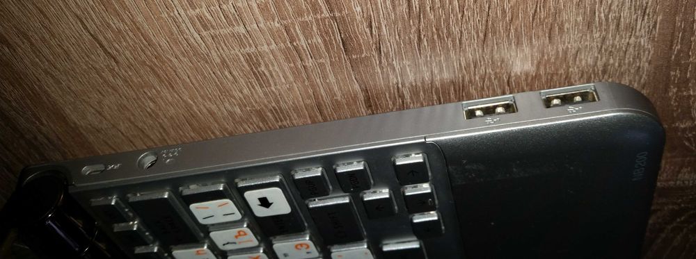 нетбук Toshiba +мышка в подарок