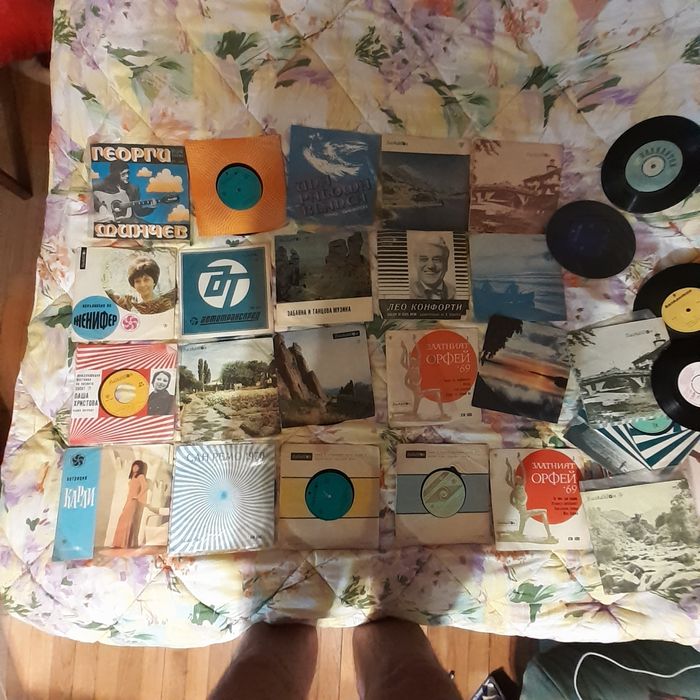 Грамофонни плочи,над 160,от 60-те и 70-те години