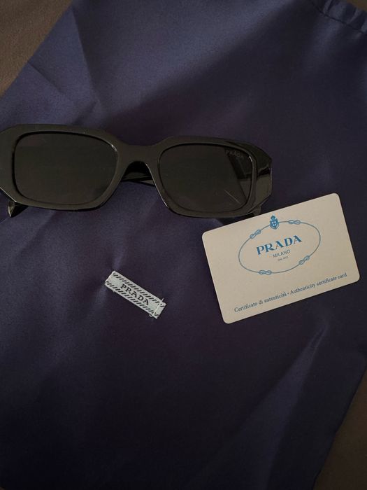Ochelari de soare Prada
