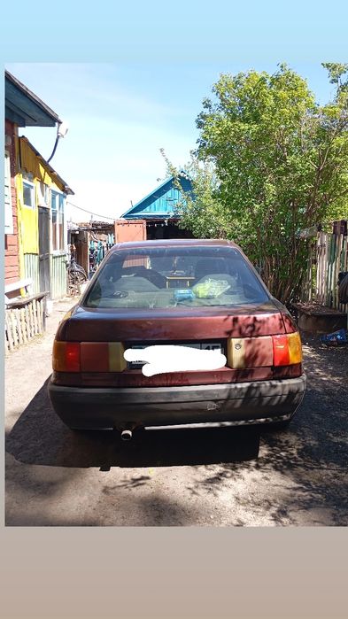 Продам машину Audi 80, 1989 года