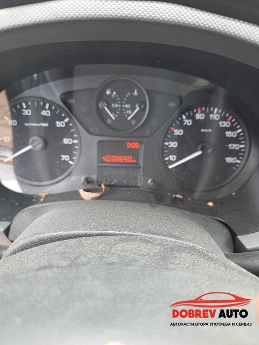 **САМО НА ЧАСТИ***  Peugeot Partner 1.6HDI,Ръчни скорости, 32 000km