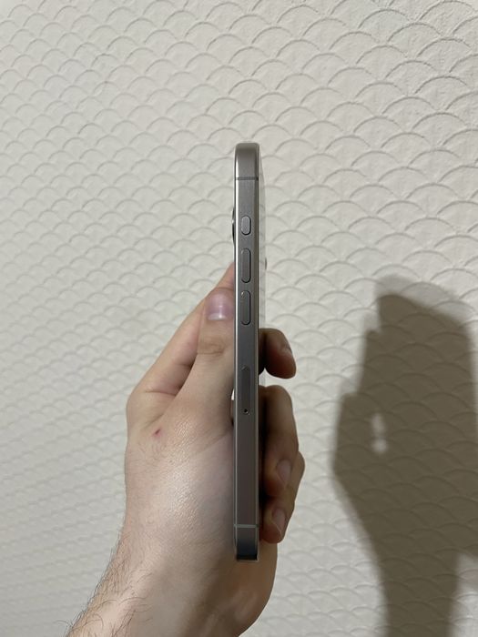 iPhone 15 pro natural titanium в иделае
