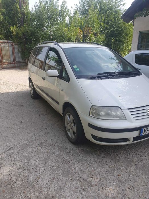 Fata completa / Piese dezmembrari