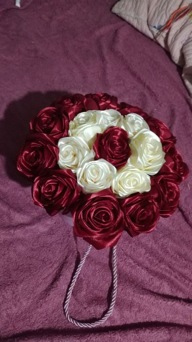 Букетики атласных лент