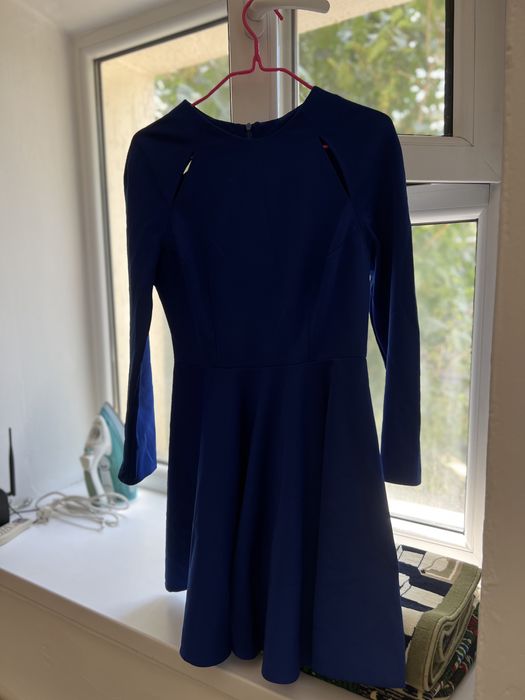 Платья б/у размер М