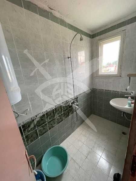 Етаж от къща в Прослав!