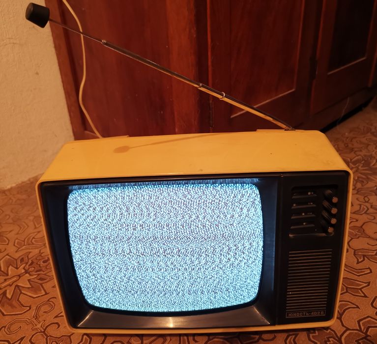 Телевизори, 8 различни марки, работещи. Платки за  тях