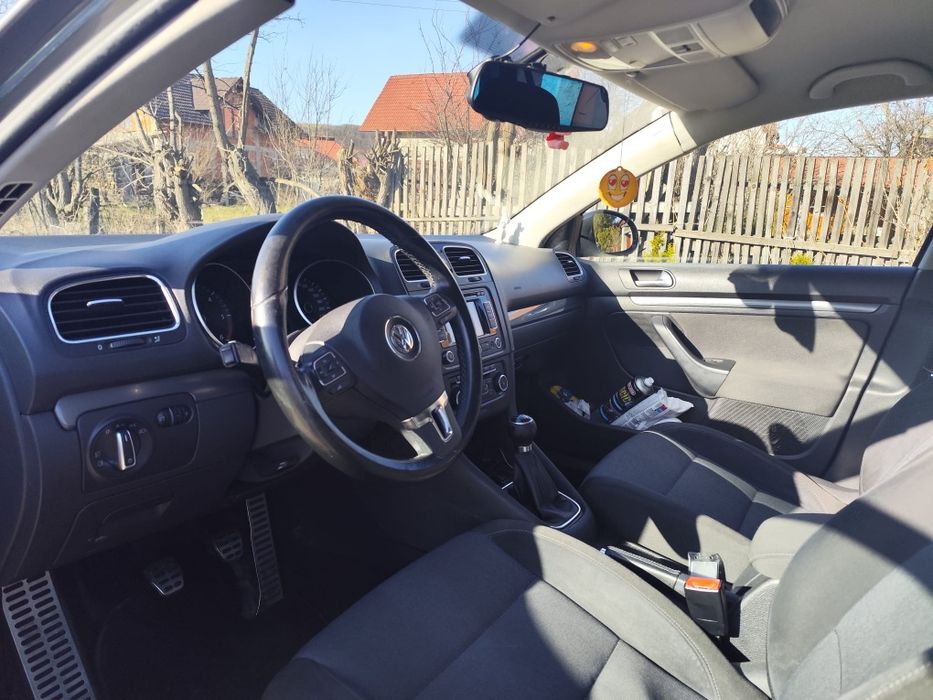 se vinde golf 6 2012