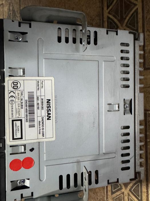 Магнитофон Nissan Juke