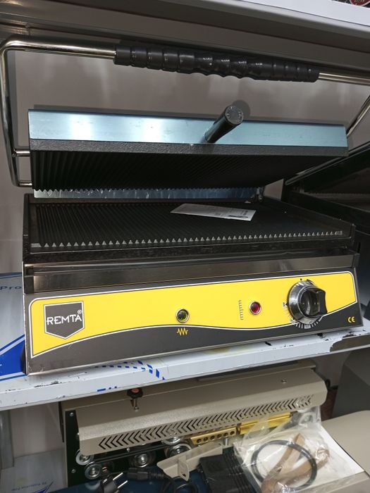 Toster tostir 16li va 20li bor Turkiya va Xitoy mahsuloti