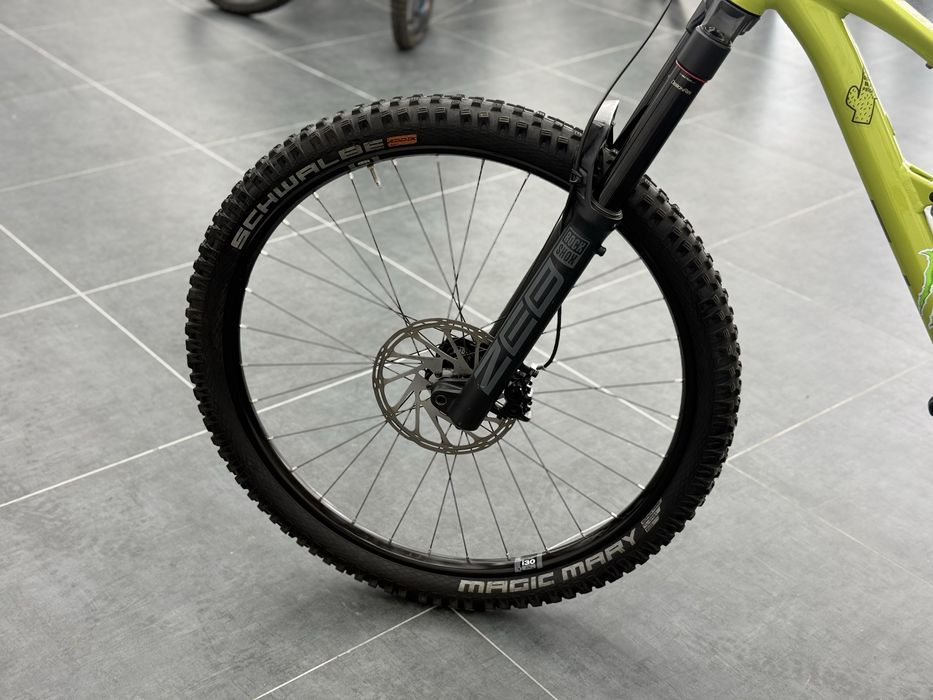 Yt Capra M размер 29 цола 1х12 Sram GX