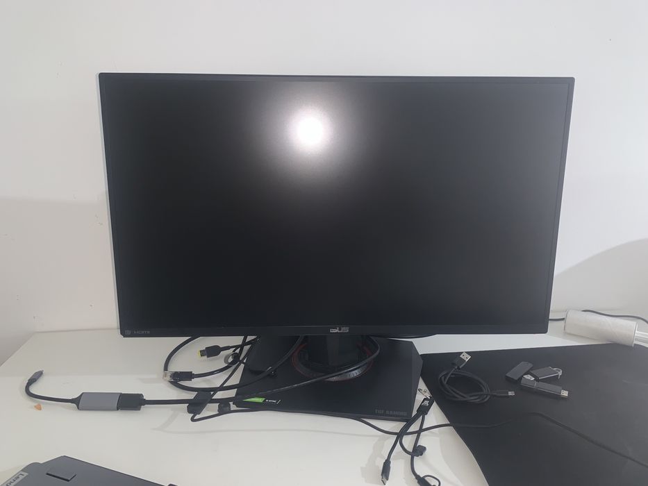 Продам монитор Asus Tuf Gaming