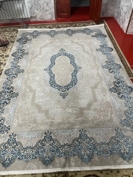 Продается ковер б/у