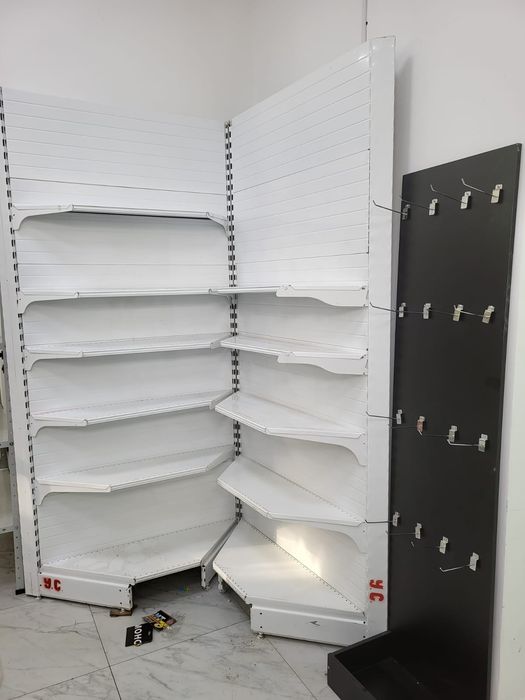 Продаётся стелажи для магазина