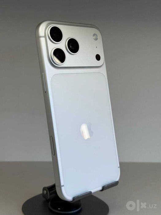 Срочно продается Iphone 17 Pro Max, 256Gb, Silver, 100%%.