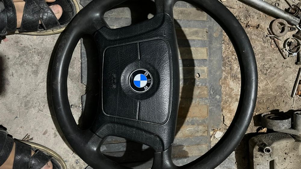 Bmw e34 Вмб запчаст шиток рул
