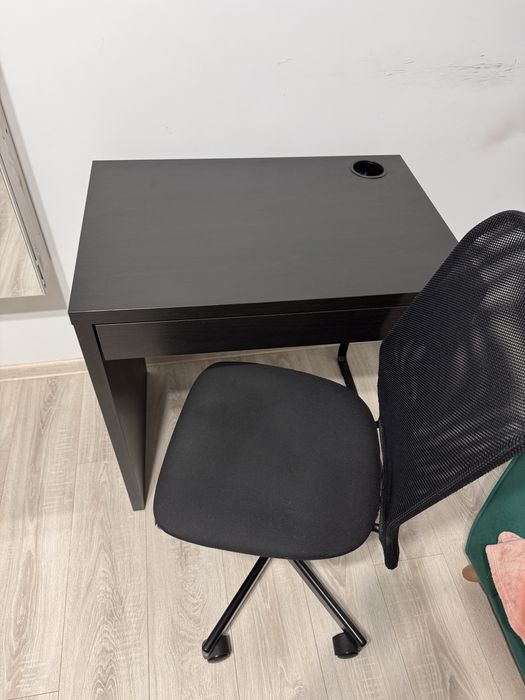 Birou + scaun rotativ