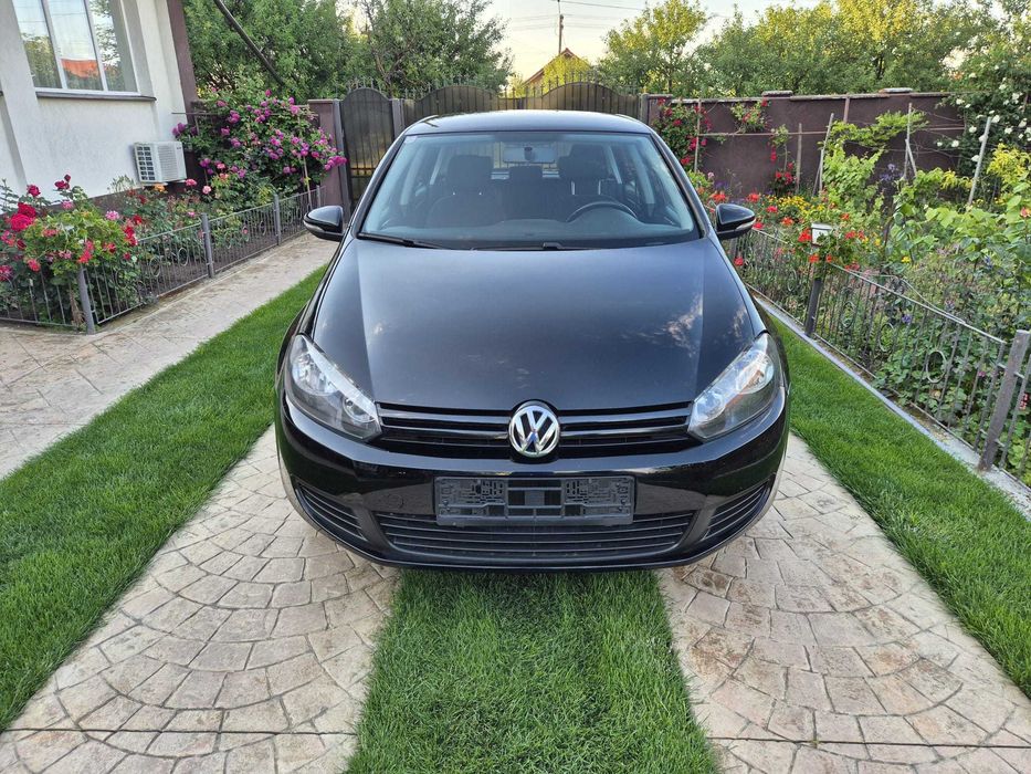 VOLKSWAGEN Golf 2010 — imagine 2