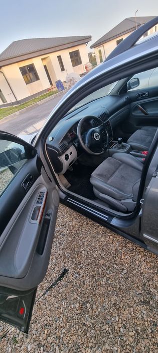 Vând passat b5.5 4x4 1.9 AVF 131 CP