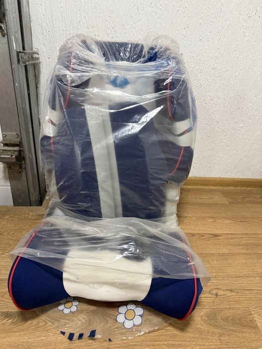 Продам автокресло БМВ