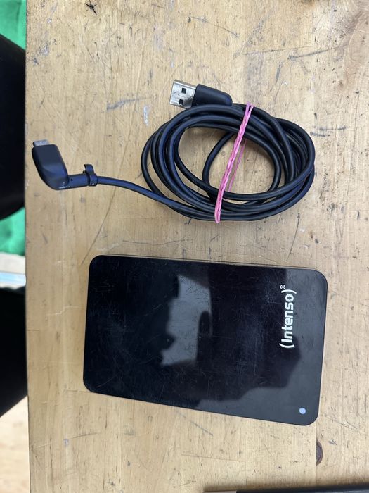 Hdd portabil 1tb  de nuanta de negru