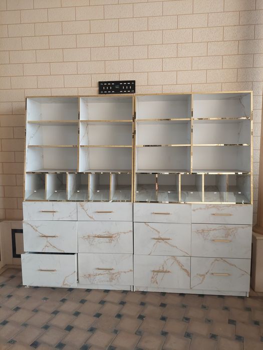 Стеллаж и магазинная мебель